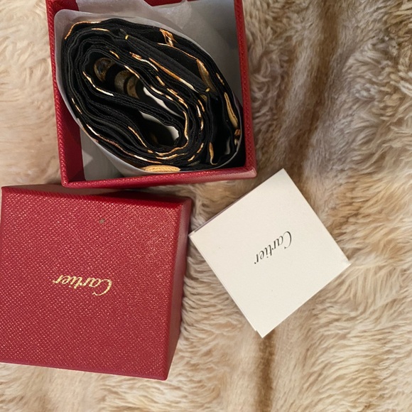 Cartier Black and Gold twilly Scarf new in Box Giftbox bag and receipt- sold out - Picture 5 of 6